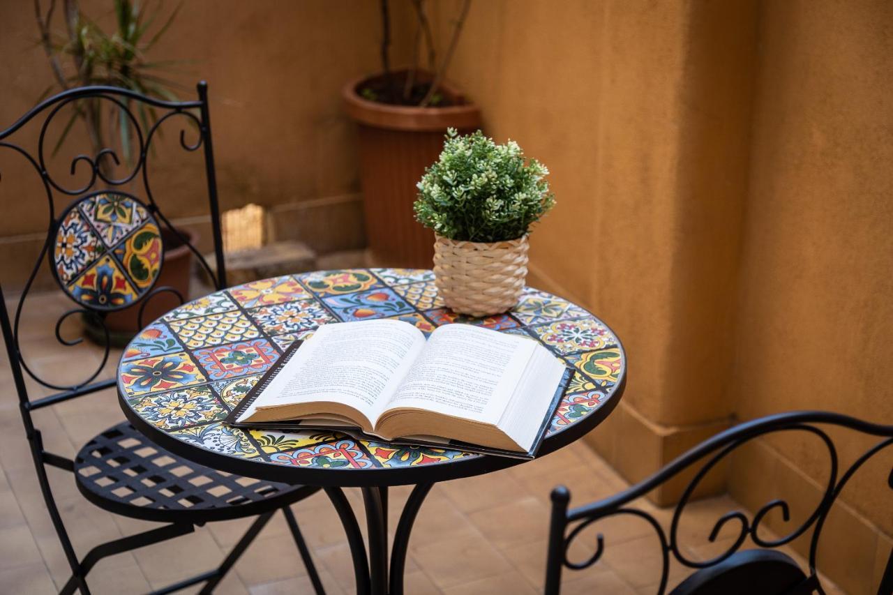 Borgo Terrace By In * Rom